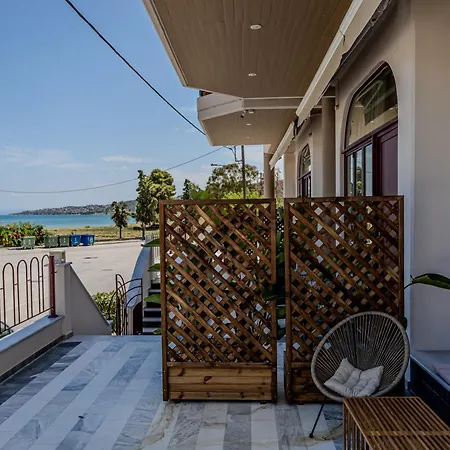 Take Me Here With A Sea View By Salt Hébergement de vacances *