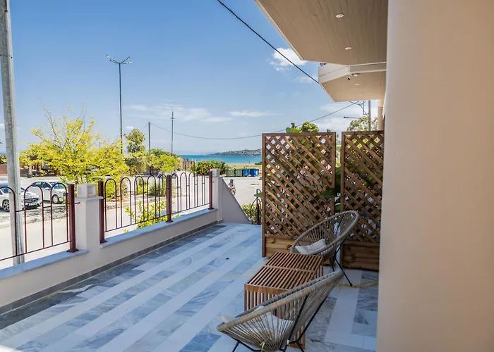 Dom wakacyjny Take Me Here With A Sea View By Salt Wolos